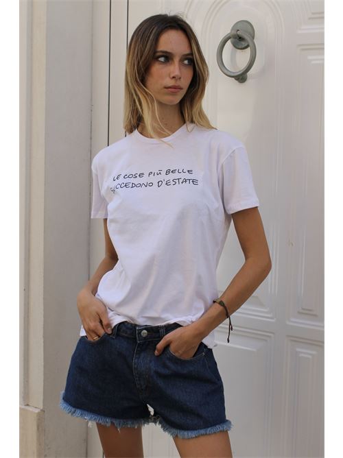 T-shirt con scitta le cose belle succedono d'estate DIECI MINUTI | 239981-1